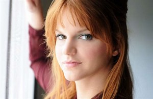 Sanremo 2013: Chiara Galiazzo canta Tiromancino e Baustelle e presenta un album di grandi firme Sanremo 2013: Chiara Galiazzo canta Tiromancino e Baustelle e presenta un album di grandi firme