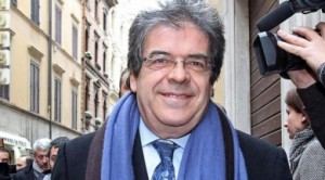 Enzo Bianco è il nuovo sindaco di Catania, eletto al primo turno Enzo Bianco è il nuovo sindaco di Catania, eletto al primo turno