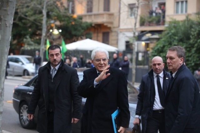 President Mattarella traveling on scheduled flight, cheers for him