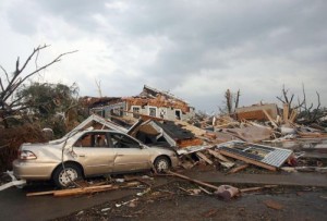 USA tornado: più di 270 le vittime causate dal tornado