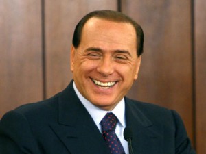Silvio Berlusconi operato alla mano destra