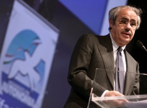Raffaele Lombardo: Catania - Palermo in 2 ore