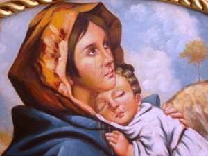 Licata: una Madonna lacrima sangue, il parroco smentisce