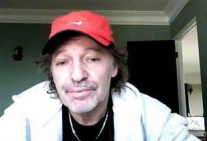 Vasco Rossi attacca tutti con nuovi messaggi facebook