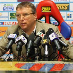 Calcio Catania, Lo Monaco: i tifosi devono solo stare zitti
