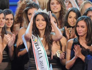 Miss Italia 2011 è Stefania Bivone, foto e video
