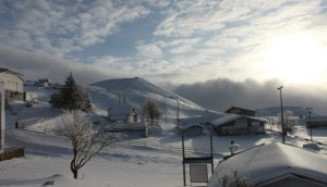 Etna: liberati i 25 turisti bloccati nel Rifugio Sapienza