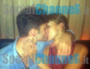 Belen Rodriguez e Stefano De Martino, foto del primo bacio