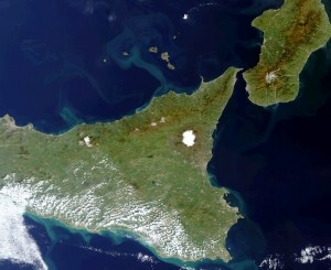 Terremoto, esperti lanciano l'allarme: sisma 7,5 magnitudo colpirà lo stretto di Messina