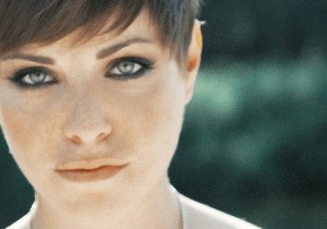 Loredana Errore torna con 'Pioggia di comete', subito prima su iTunes