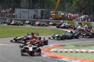 Formula 1: a Monza trionfa Lewis Hamilton, terzo Fernando Alonso, secondo Perez