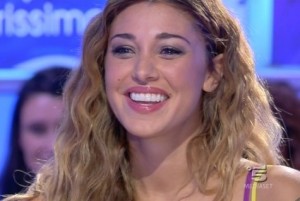 Belen Rodriguez è incinta per Social Channel, ma lei smentisce a Verissimo