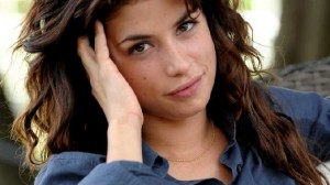 Squadra Antimafia 5, anticipazioni: Giulia Michelini ancora nei panni di Rosy Abate (per l'ultima volta)