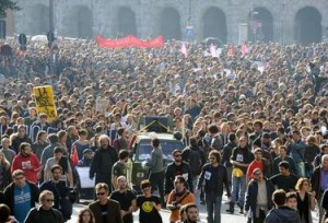 Cortei studenti senza scontri, Cancellieri: "è andato tutto bene, ha vinto la democrazia"