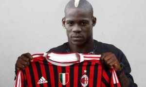 Mario Balotelli al Milan, ecco le prime parole da rossonero: "qua per rifarmi e fare bene"