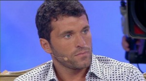 Uomini e Donne: Diego lascia il programma, Tina lo schiaffeggia [puntata 10 gennaio 2013]