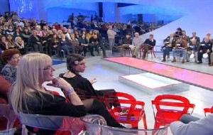 Uomini e Donne news: anticipazioni puntata di oggi 23 maggio 2013 [Trono Over]