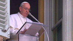 Papa Francesco, Angelus 2 febbraio: "le suore un dono di Dio"