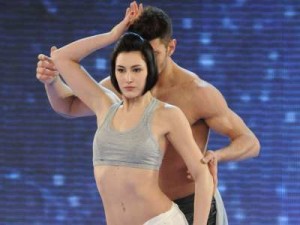 Amici, Giulia Pauselli debutta al Crazy Horse di Parigi