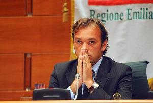 Matteo Richetti indagato per peculato, si ritira dalle Primarie Pd