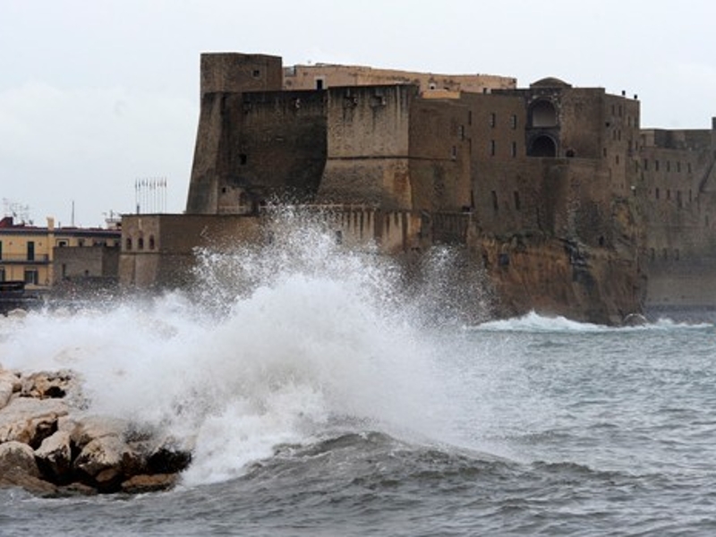 Meteo, attesi per domani forti temporali nel Meridione