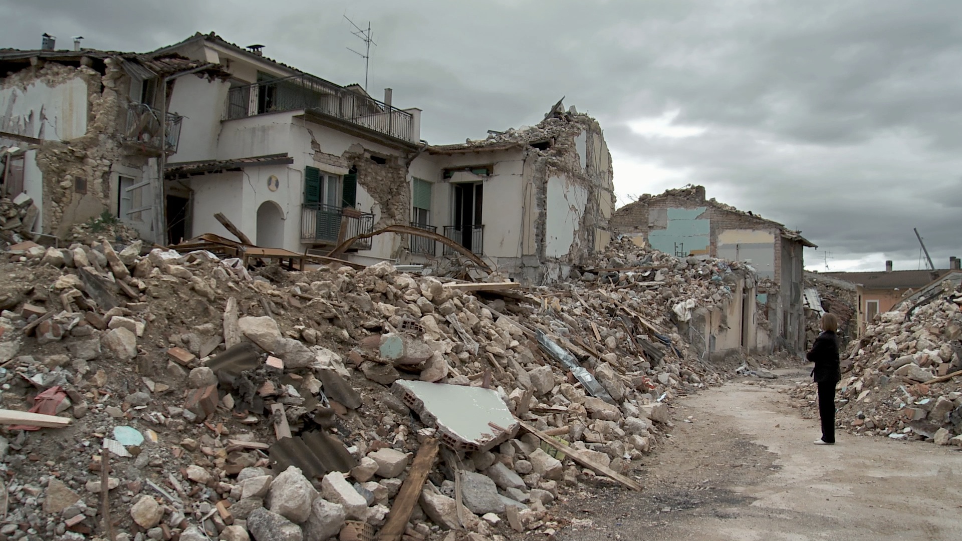 Terremoto L'Aquila: i sette esperti tutti assolti, e Bertolaso attende