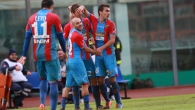 Catania vince ma che sofferenza, Frosinone in testa con il Carpi