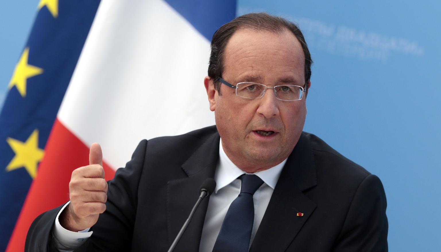 Crisi ucraina, Hollande: "Ultima chance per la pace, altrimenti guerra"