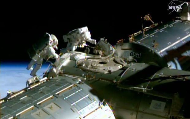 Iss, prima passeggiata nello spazio con Samantha Cristoforetti guida