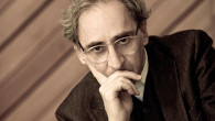 Franco Battiato cade sul palco del Petruzzelli, operato durante la notte