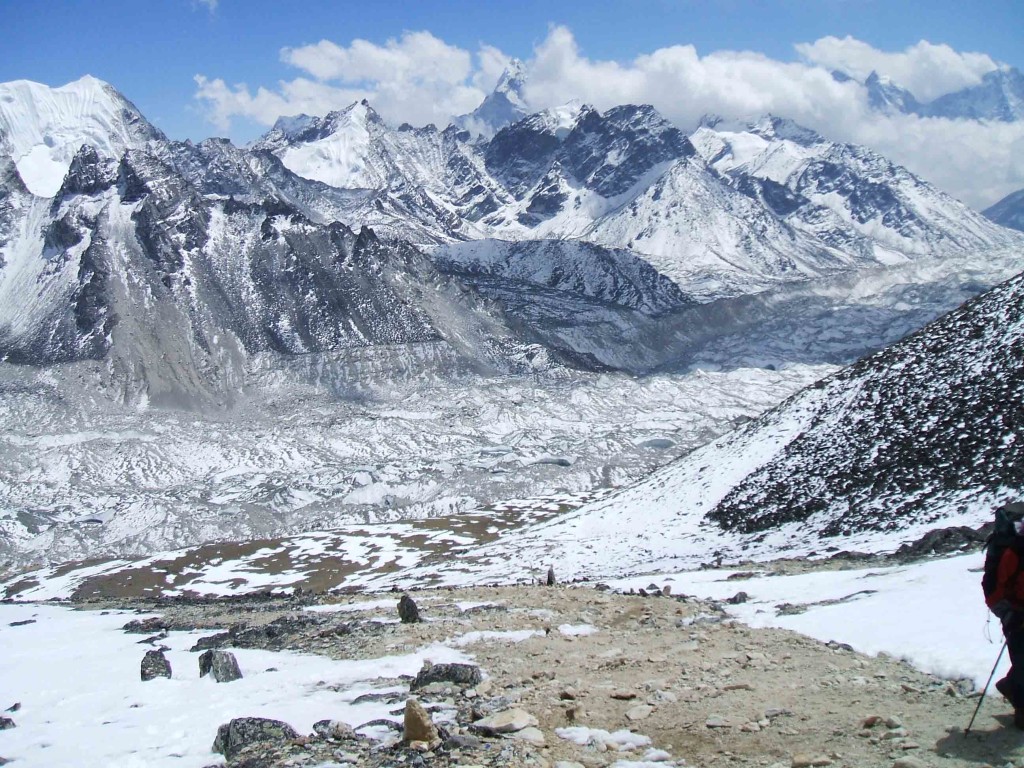 Ghiacciaio artificiale per salvare l'Himalaya dalla scarsità d'acqua