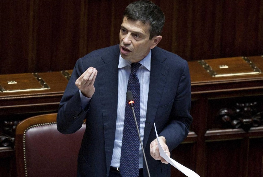 Il ministro Lupi ha rassegnato le dimissioni, Renzi assume l'interim