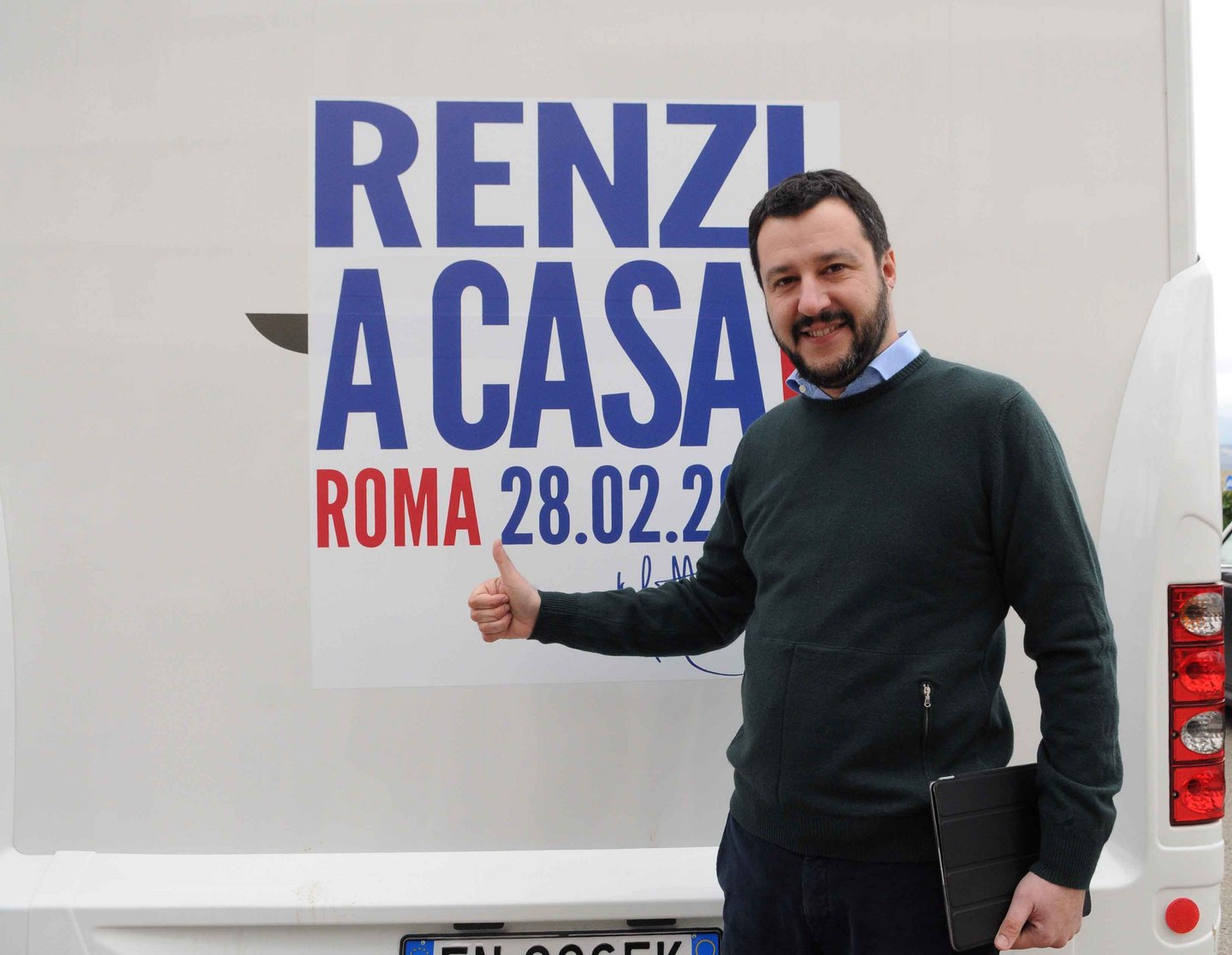 Matteo Salvini a Roma con la sua 'Lega' insieme a CasaPound