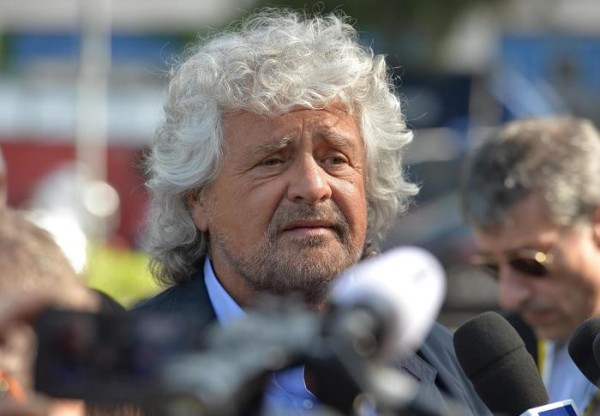 Beppe Grillo su Eni: "La società ha creato un sistema corruttivo"