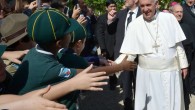 Papa Francesco a Ostia: "Pregate per me, sono un po' malato"