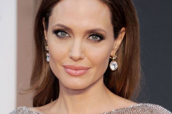 Buon compleanno, Angelina Jolie! La diva diventa quarantenne