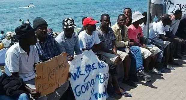 Migranti: l'Ungheria costruirà un muro lungo il confine serbo