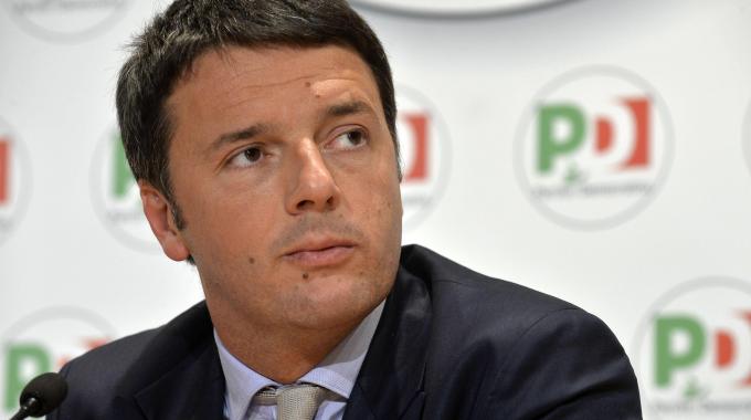 Renzi annuncia un patto: taglio tasse in cambio delle riforme