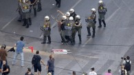 Grecia, migliaia in piazza ad Atene: "Vinceremo con orgoglio e dignità"