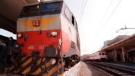 Incidente ferroviario a Piombino, treno con 150 persone a bordo esce da binari
