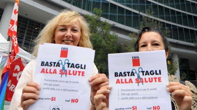 Tagli alla Sanità, associazioni contro: "La salute diritto fondamentale"