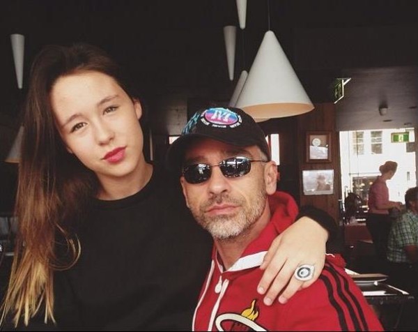 Eros Ramazzotti in difesa della figlia: "Aurora non è una raccomandata"