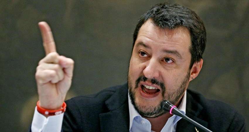 Amministrative Roma, Salvini: "Bertolaso è fuori, con la Meloni mandiamo a casa Renzi"