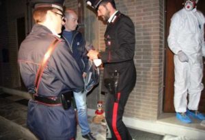 Prato, marito e moglie si uccidono per problemi finanziari: corpi trovati dopo 54 giorni