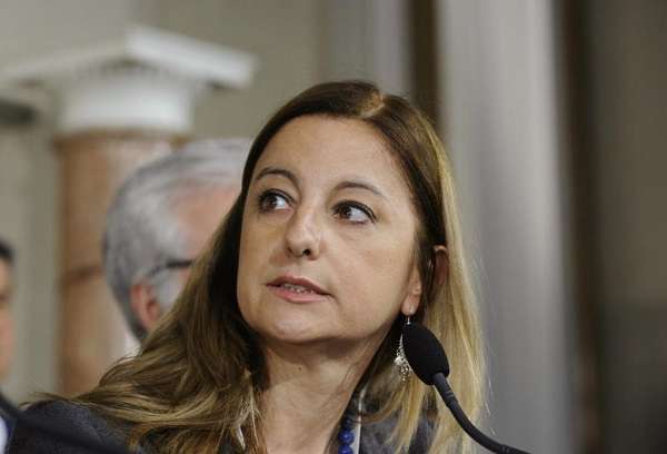 Roma, Lombardi (M5S): "Noi non abbiamo sponsor politici come i Casamonica"