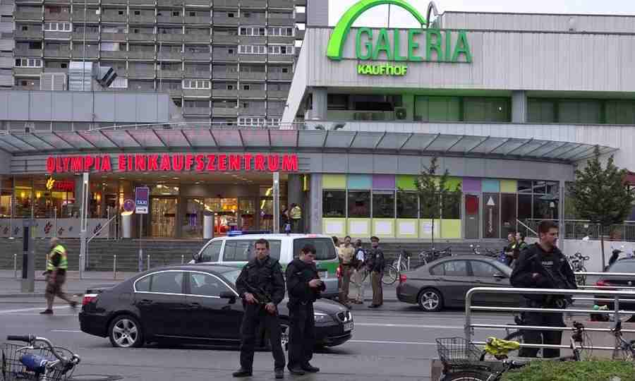 Attacco a Monaco, il killer 18enne tedesco-iraniano era ossessionato dalle stragi
