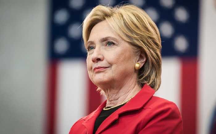 Usa, Hillary Clinton: "007 russi dietro gli attacchi hacker al partito democratico"