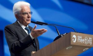 Presidente Mattarella al Meeting di Rimini: "Vietando l'ingresso non si risolve l'immigrazione"