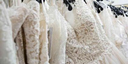 I migliori abiti da sposa per donne molto alte: come scegliere l'abito perfetto per valorizzarsi